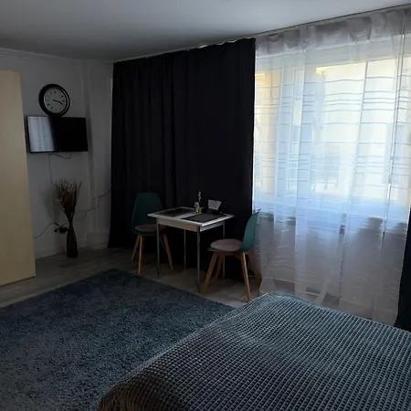 Zentrum, Bahnhof Apartment *